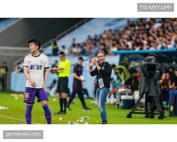 切尔西砸重金引援却战绩波动,问题根源是否已超出投入层面? 切尔西砸重金引援却战绩波动,问题根源是否已超出投入层面?